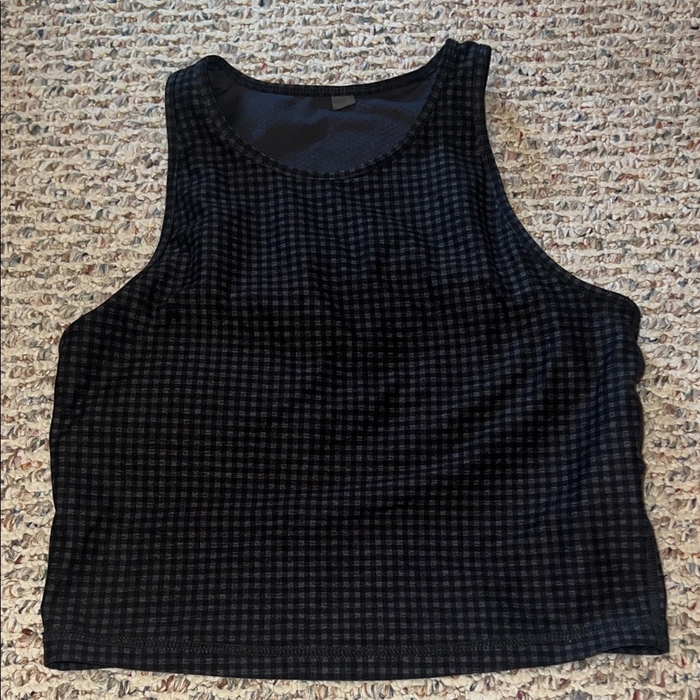 Vuori Elevation Plyo Black Gray Checkered Tank Top Built in Bra size Small